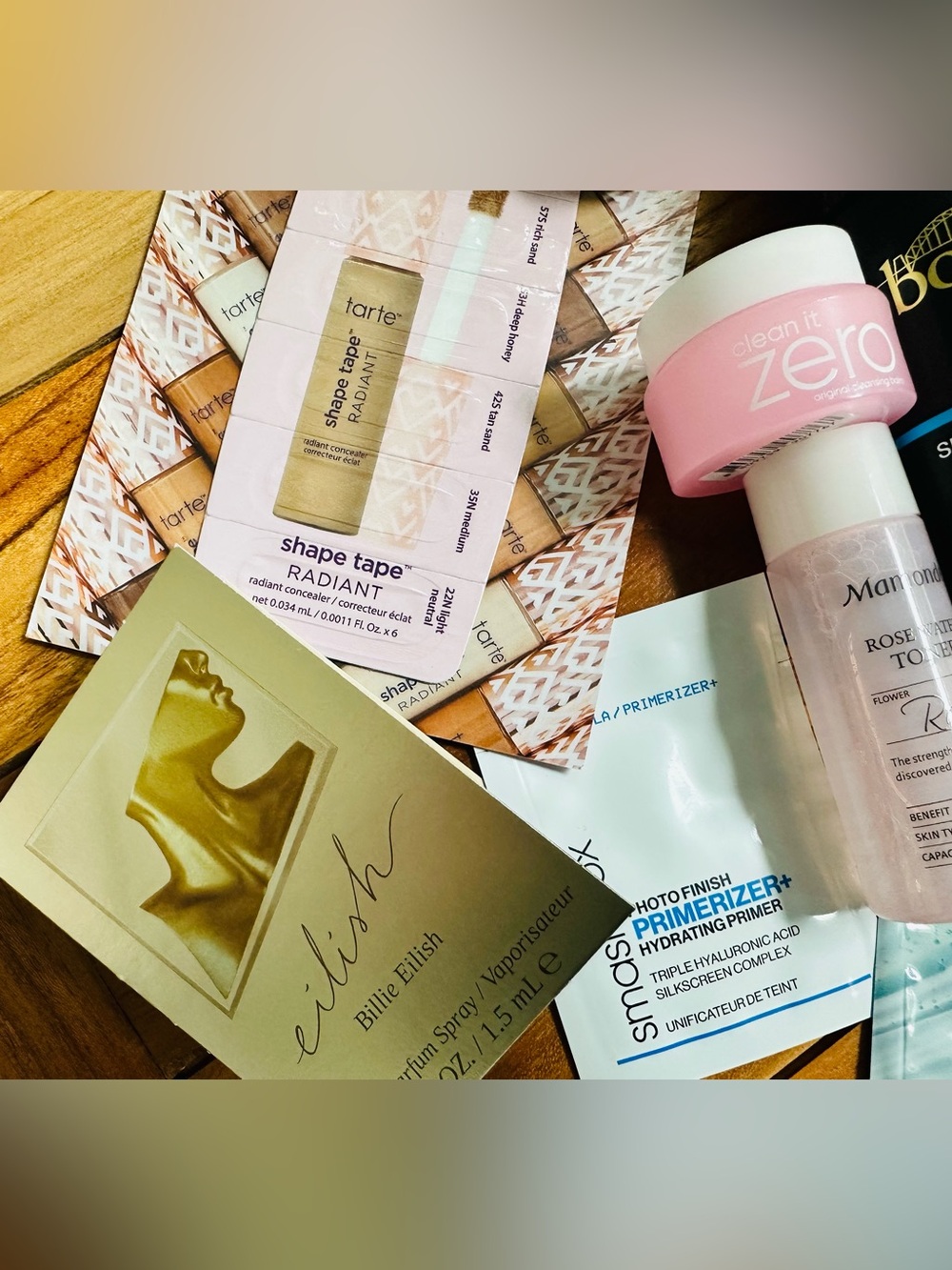 Beauty Sample Lot with Givenchy, Nutrafol, tarte, Hourglass & more - 12 pieces - Picture 2 of 4